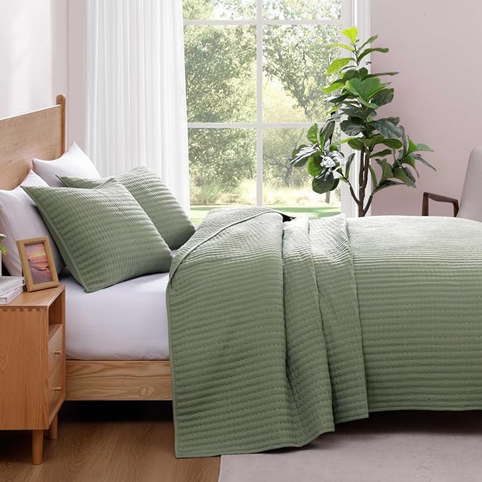 WRENSONGE Sage Green California/Oversized King Size Quilt Bedding Set - Image 3