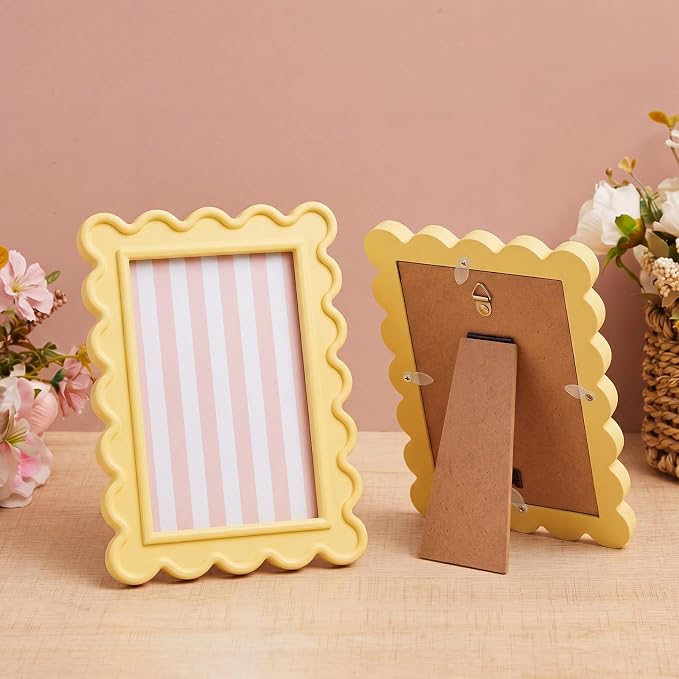AceOrbit 4x6 Inches Light Yellow Flower Wavy Scalloped Picture Frame Cute Wavy - Image 4