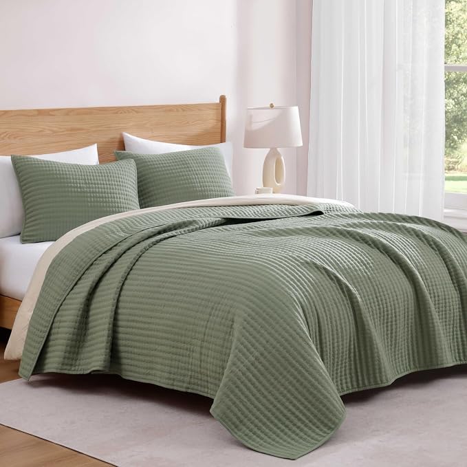WRENSONGE Queen Quilt-3 Pieces Lightweight Bedspreads Sage Green Queen Size - Image 2