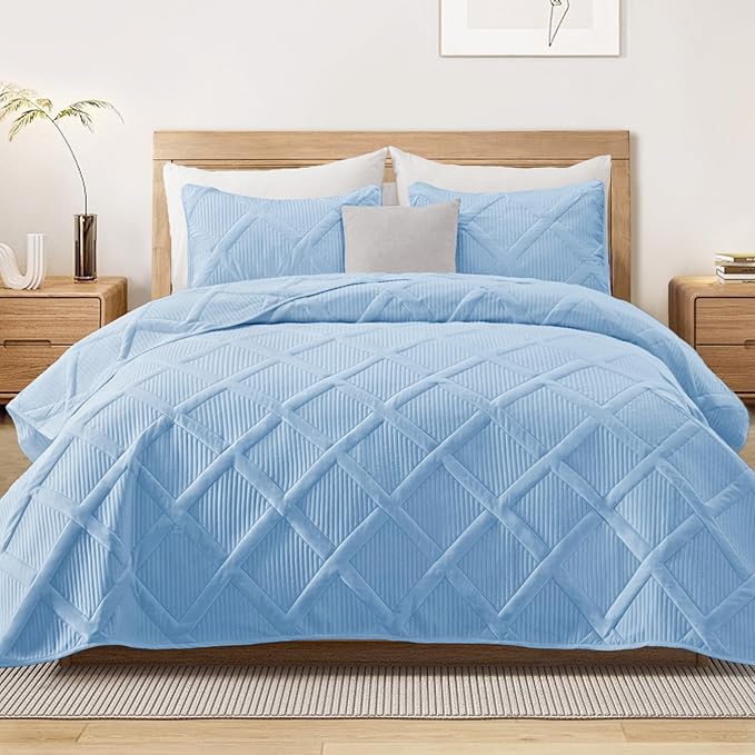 Exclusivo Mezcla Twin Size Quilt Set by ExclusivoMezcla