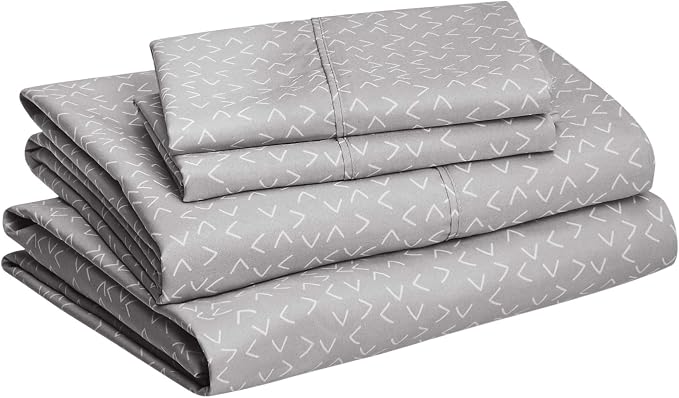 Amazon Basics Lightweight Wrinkle Free Breathable Microfiber 4 Piece Bed Sheet - Image 2