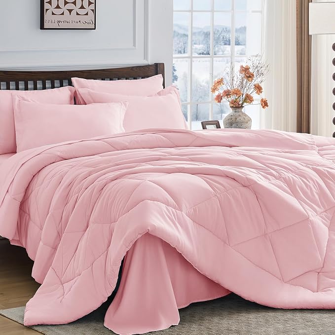 HEVUMYI Pink Queen Comforter Set by HEVUMYI