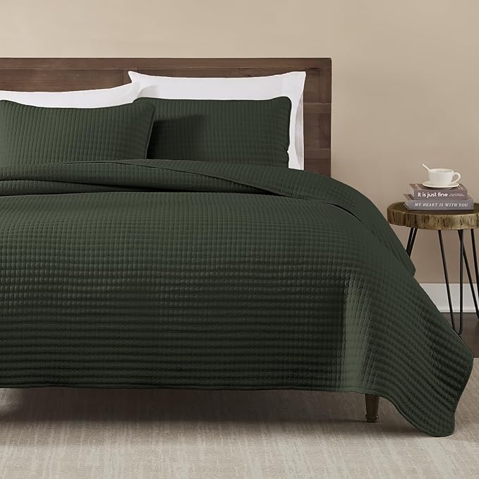 WRENSONGE King Size Quilt-3 Pieces Lightweight Bedspreads Dark Green King Quilt - Image 4