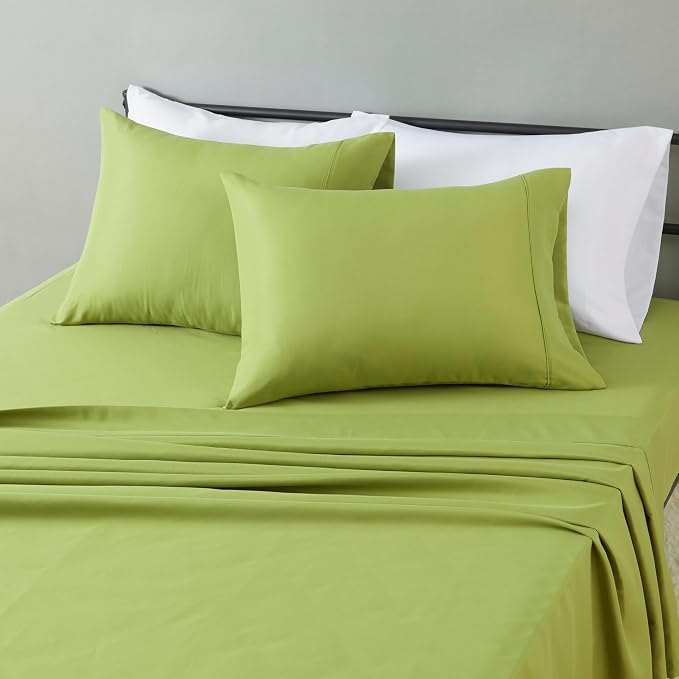 Amazon Basics Lightweight Microfiber 4-Piece Bed Sheet Set, Oliver Light by AmazonBasics