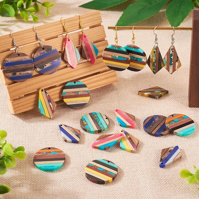 FASHEWELRY 16Pcs Resin Wood Earring Charms Flat Round Wooden Earring Blanks - Image 2