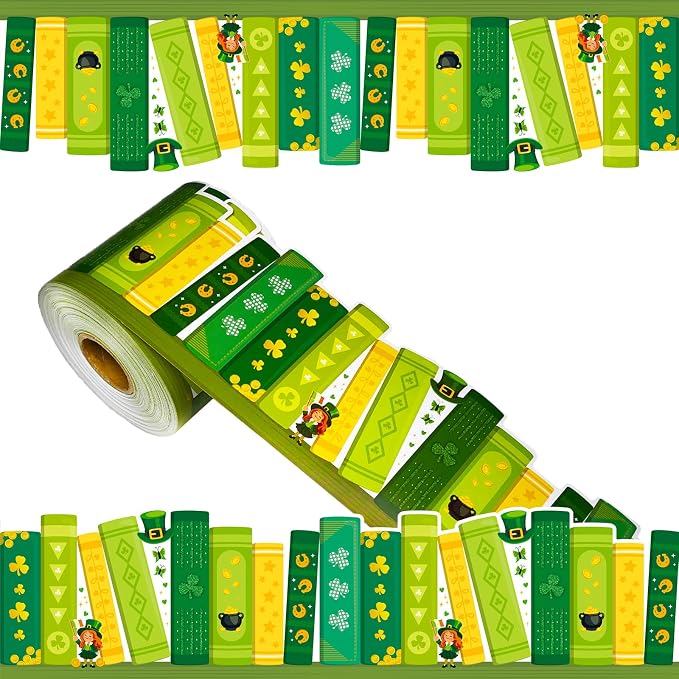 69 Feet Shamrock Bookshelf Bulletin Board Borders St Patrick's Day Green Books by Unknown