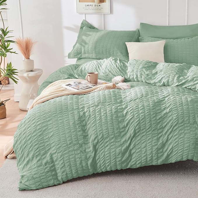 HYMOKEGE Sage Green Duvet Cover King Size, Ultra Soft 3-Piece Seersucker Duvet by HYMOKEGE