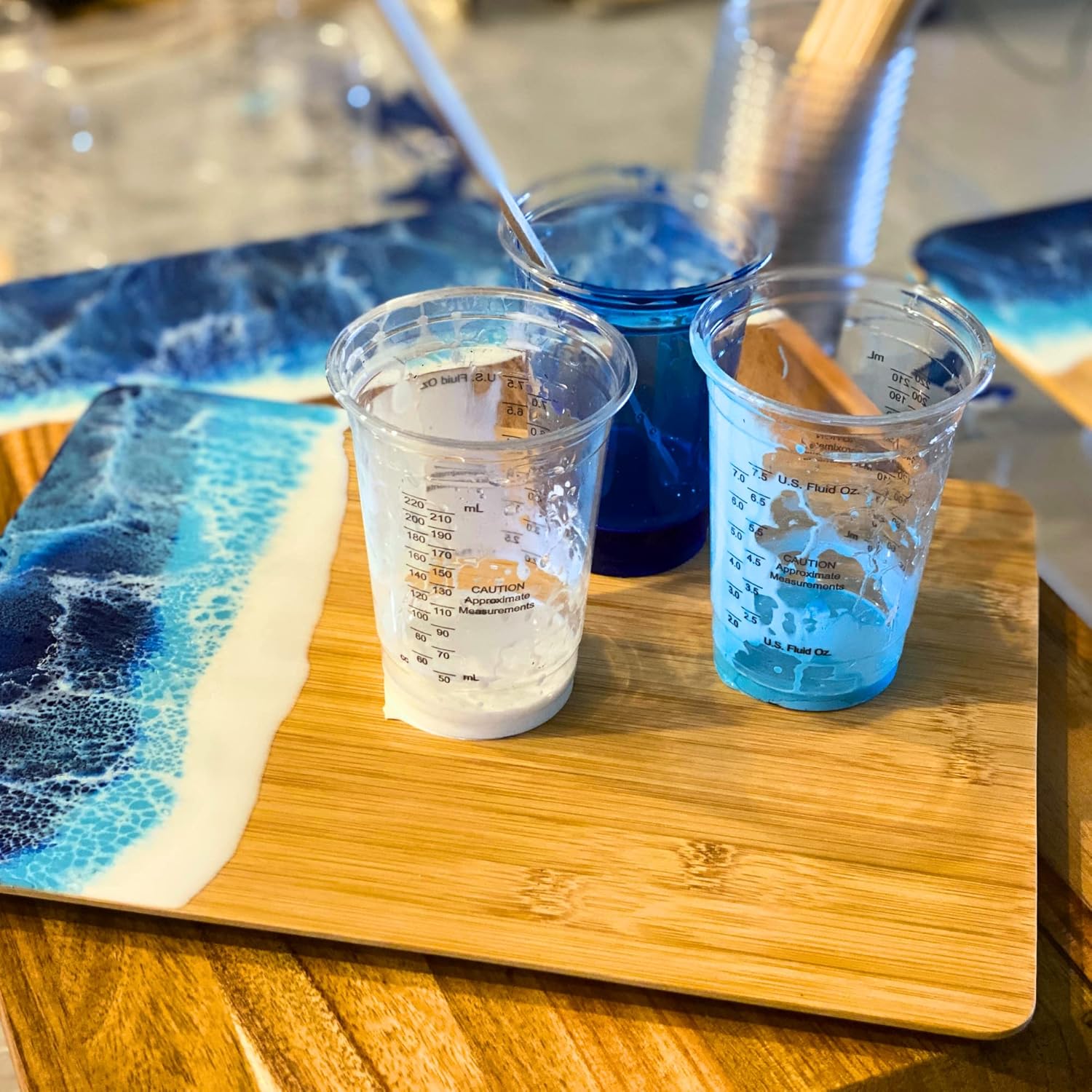 [Pack of 100] 10oz Disposable Graduated Measuring Cups for Mixing - Measurements in mL and Oz - Multipurpose Reusable Cups for Paint, Epoxy Resin, Stain, Liquid Mixing Cups