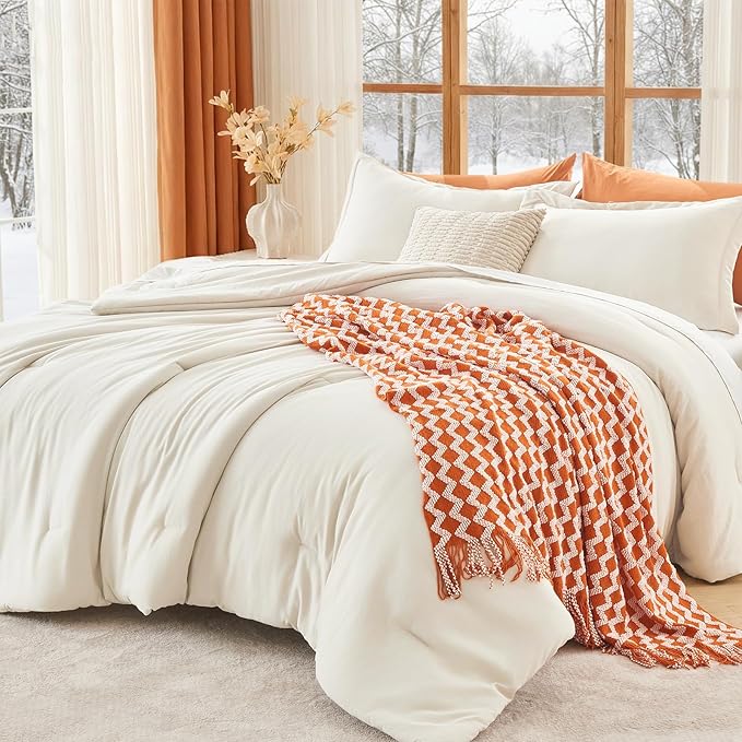 MUXHOMO Queen Comforter Set, All Season Ultra Soft Down Alternative Bedding by MUXHOMO