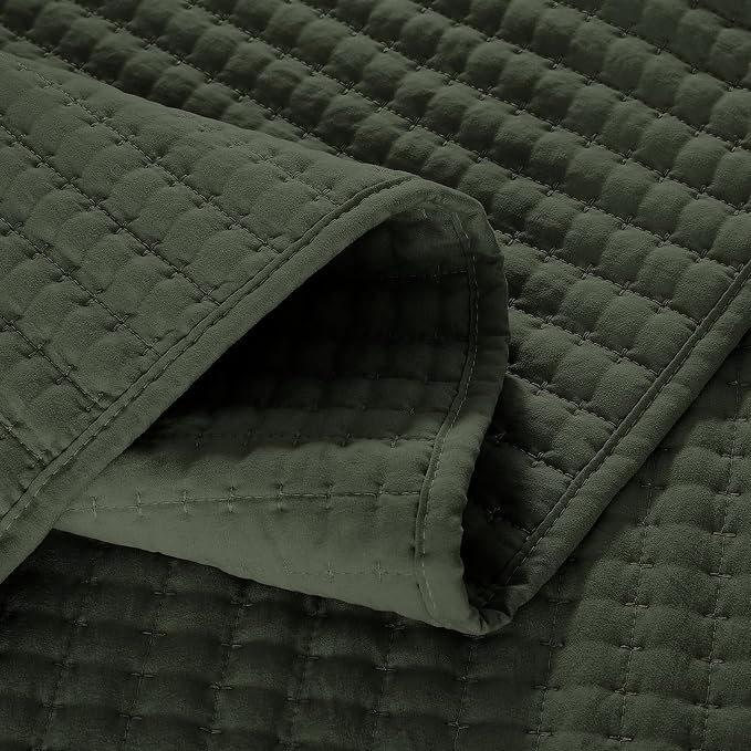 WRENSONGE King Size Quilt-3 Pieces Lightweight Bedspreads Dark Green King Quilt - Image 5