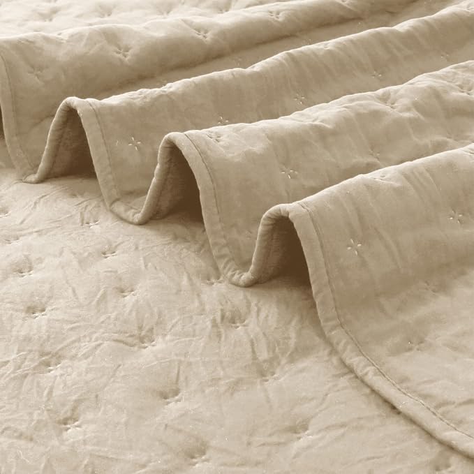 Beige Cloud King Size Quilt Bedding Sets - Image 4