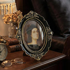 Cuspin 5x7 Vintage Picture Frames, Ornate Baroque Resin Photo Frame - Image 8