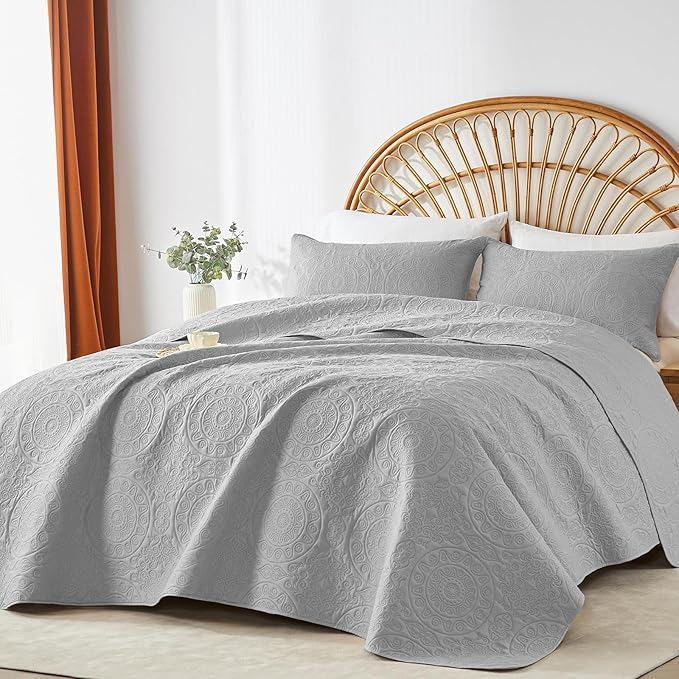 WURUIBO Light Gray Quilt Set Twin Size, Embossing Microfiber Bedspreads - Image 7
