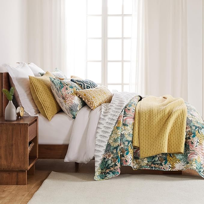 Levtex Home Cross Stitch Reversible Full/Queen Quilt Set - Image 2