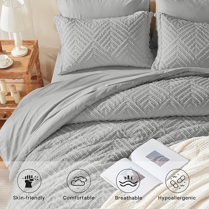 Zzlpp Queen Comforter Set 7 Pieces, Light Grey Tufted Bed in a Bag - Image 3