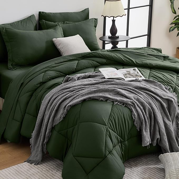 HEVUMYI Army Green King Comforter Set by HEVUMYI