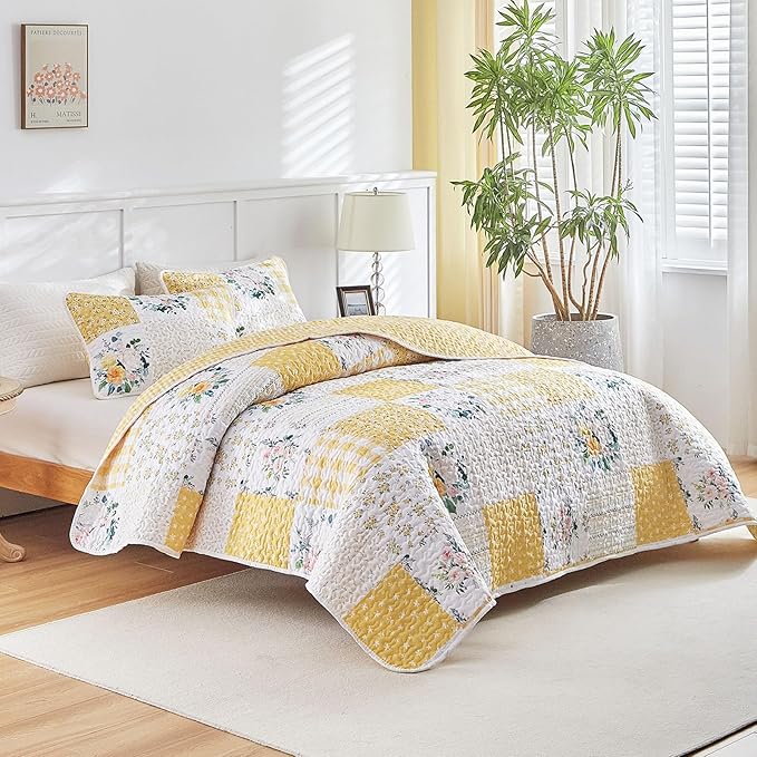 Joyreap 3 Pieces Floral Patchwork Quilt Set Queen, Soft n Cozy Microfiber Quilt - Image 2