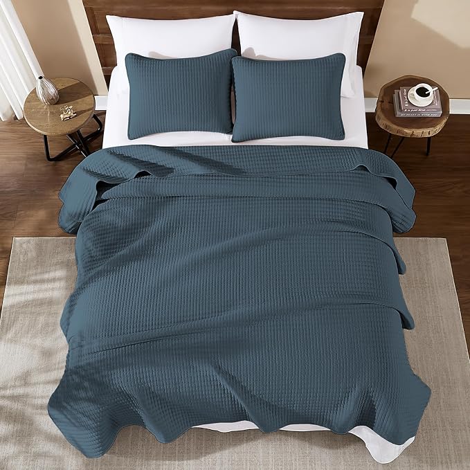 WRENSONGE Queen Quilt-3 Pieces Lightweight Navy Blue Bedspreads Queen Size - Image 4