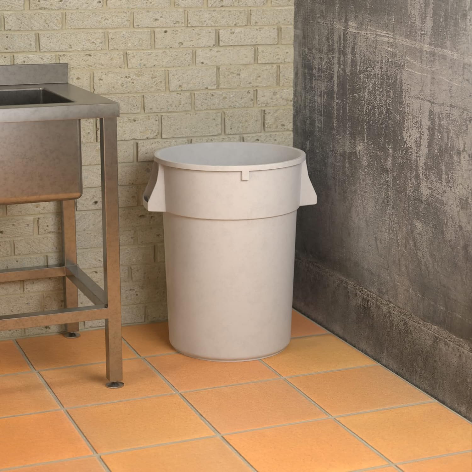 44 Gallon White Round Commercial Trash Can