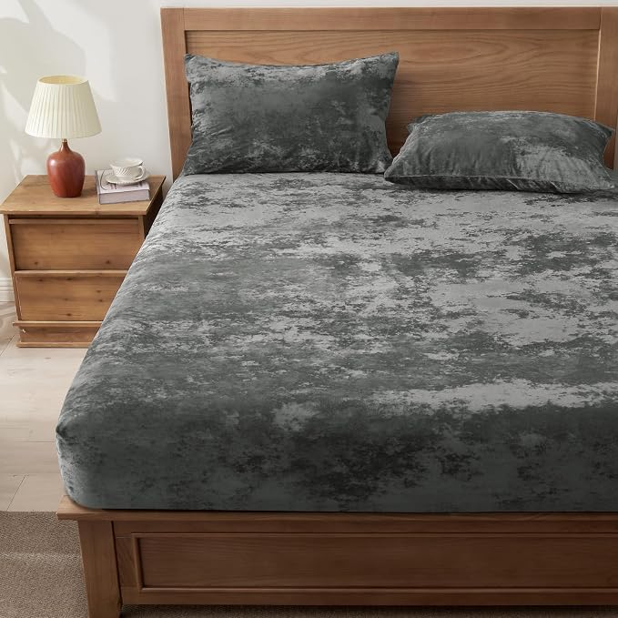 BEDELITE Velvet Fitted Sheet and Pillowcase Set, Luxury Soft Fuzzy Bottom Sheet - Image 9