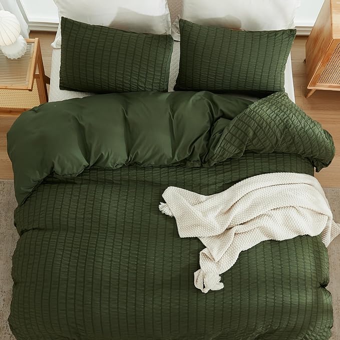 AveLom Dark Olive Green Seersucker Duvet Cover Set Full, 3 Pieces, Ultra Soft - Image 4