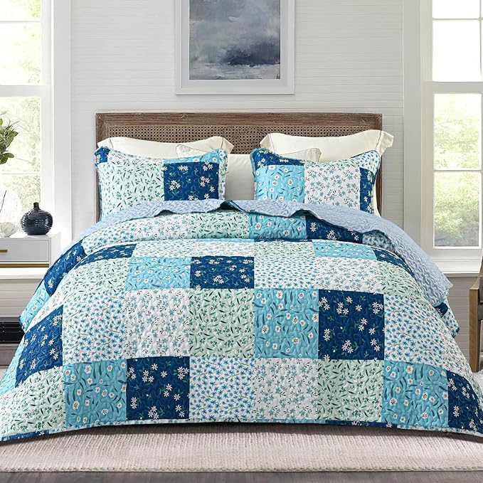 Whale Flotilla Patchwork Quilt King Size, Extra Soft Boho Floral Bedspreads by WHALEFLOTILLA