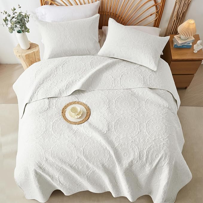 WURUIBO Cream Quilt Set Twin Size, Embossing Microfiber Bedspreads - Image 8