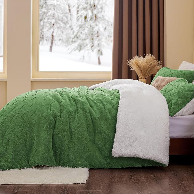 BEDELITE Fluffy Queen Comforter Set - Image 7