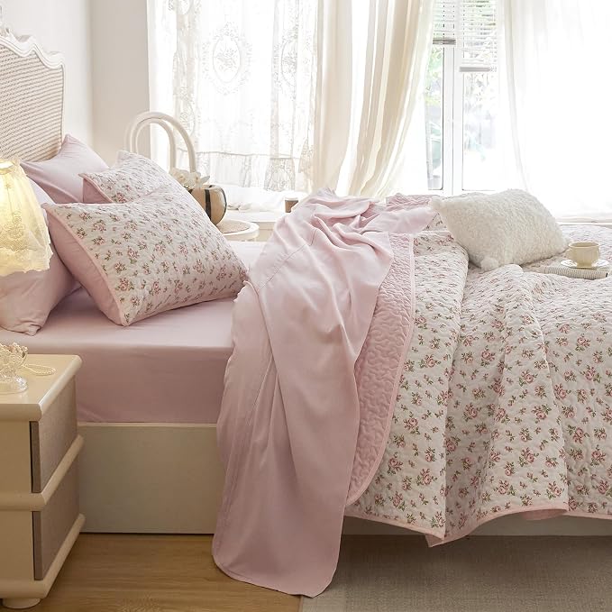 Wake In Cloud - Floral Quilt Set, Coquette Cottagecore Shabby Chic Flower - Image 4