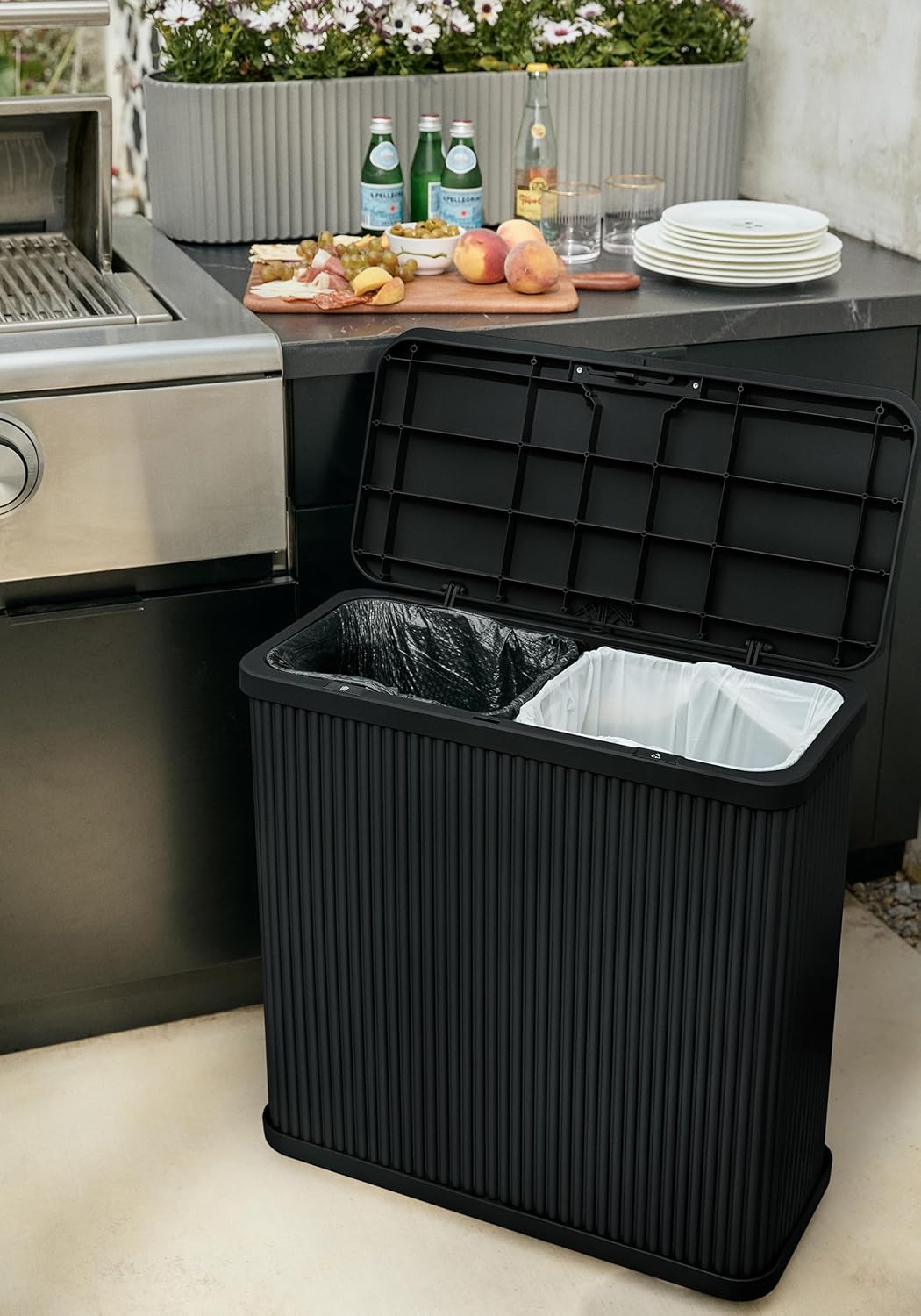 Veradek Tambour Series Outdoor Trash Can with Lid – All-Weather Waste Bin for Patio, Pool, BBQs & Parties | Durable Dual Bag System up to 30 Gallons | Modern Design for Backyard or Deck