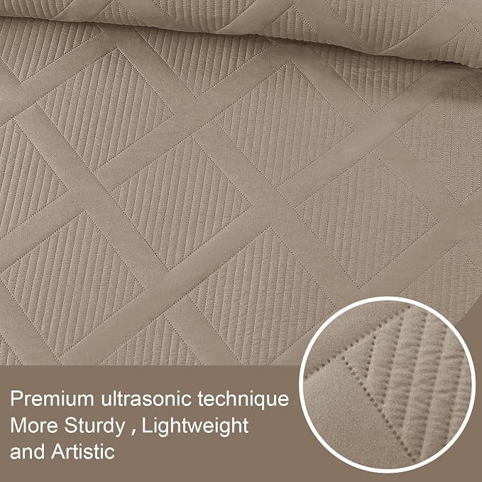 Exclusivo Mezcla Quilt Set Oversized King Size, 3 Pieces Taupe Cal King Quilt - Image 4