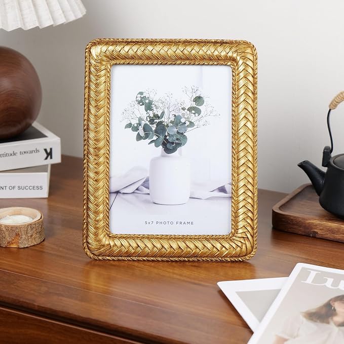 Cuspin 5x7 Gold Picture Frame, Ornate Decorative Rattan Resin Photo Frame - Image 2