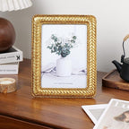 Cuspin 5x7 Gold Picture Frame, Ornate Decorative Rattan Resin Photo Frame - Image 2