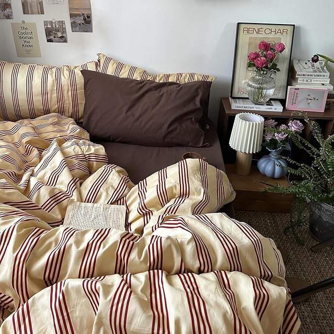 mixinni Retro Striped Duvet Cover Set by mixinni