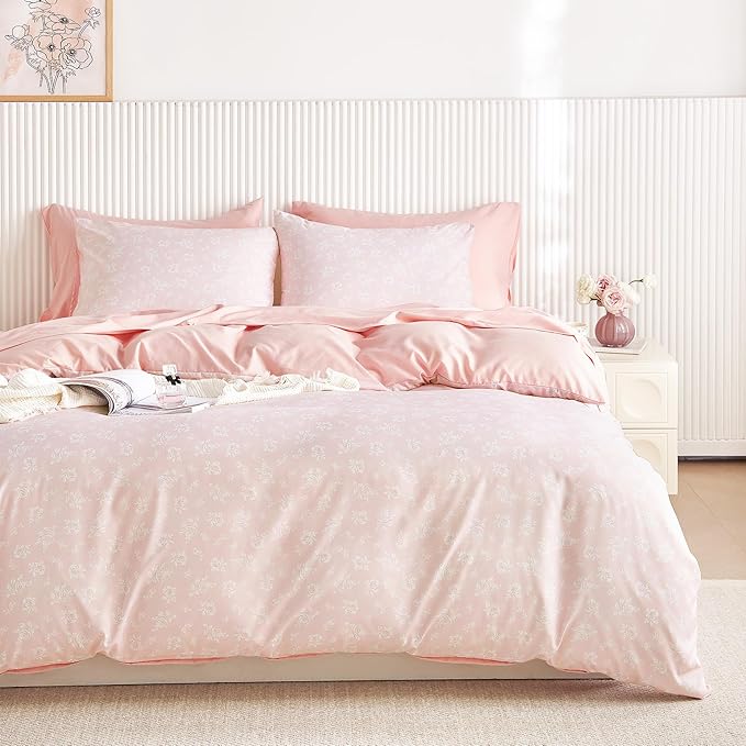 Wake In Cloud - Coquette Duvet Cover Set, Floral Cottagecore Flower Shabby Chic by WakeInCloud