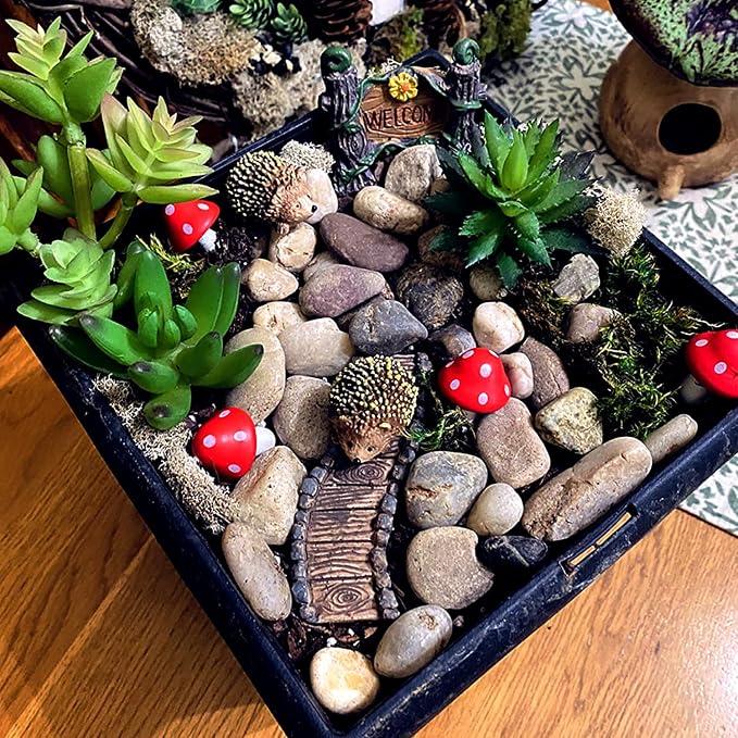 CooBigo 6 Pack Resin Hedgehogs & Wood Mushroom Sculpture, Fairy Wild Garden - Image 4