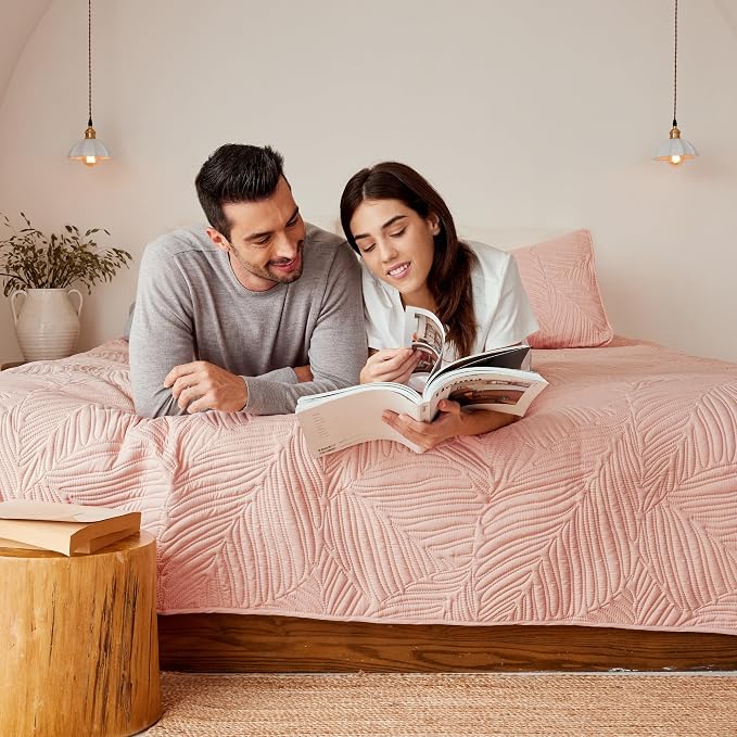 Exclusivo Mezcla Queen Quilt Bedding Set, Lightweight Blush Pink Quilts Queen - Image 4