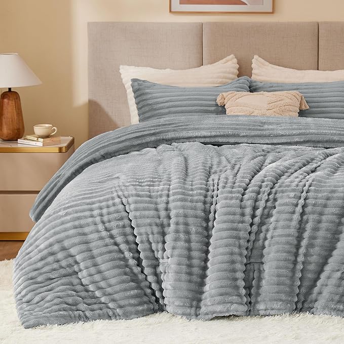 BEDELITE Fleece King Comforter Set -Super Soft & Warm Fluffy Light Grey Bedding by BEDELITE