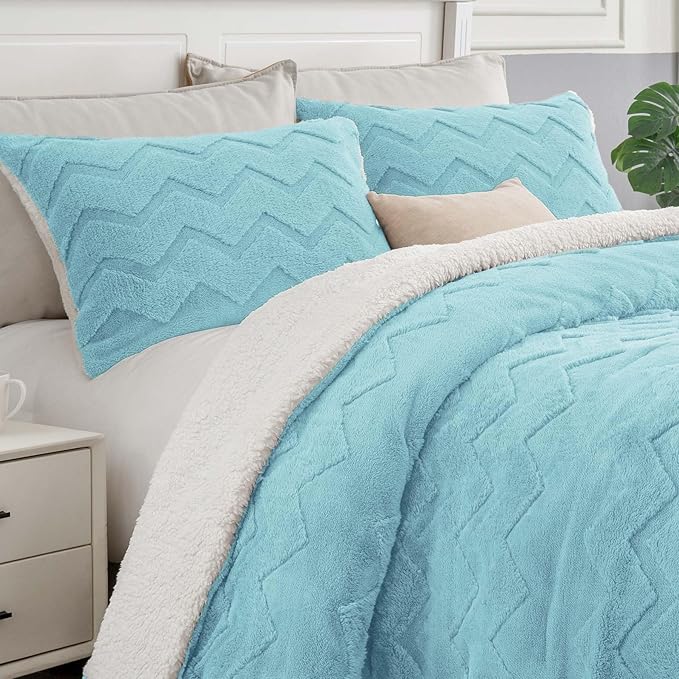 BEDELITE Fluffy Queen Comforter Set by BEDELITE