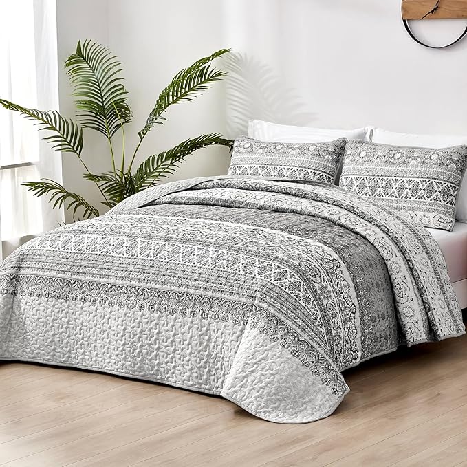 WONGS BEDDING Boho Queen Quilt Set, Lightweight Microfiber Bed Decor Bedspread - Image 2