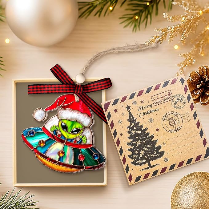 Alien Ornament 2025 - Image 3