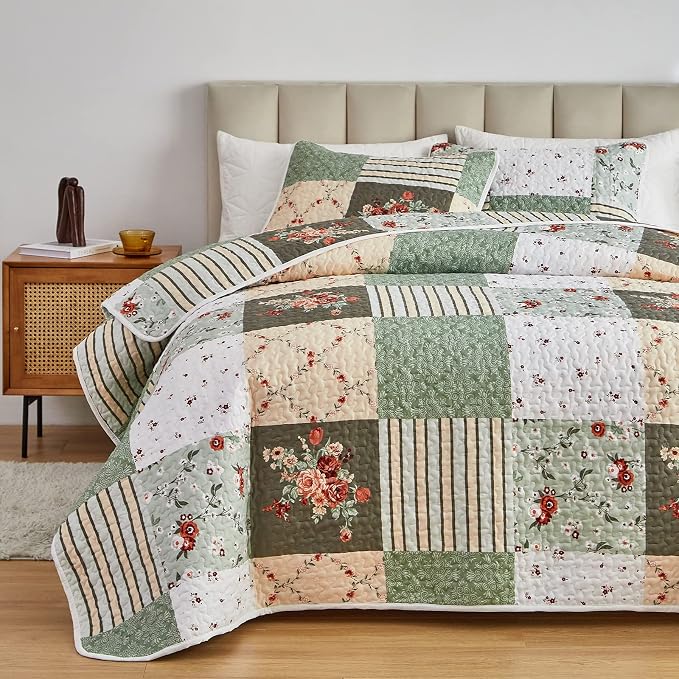 Patchwork Quilt Set Twin Size, 2 Pieces Green White Floral Plaid Design Summer - Image 3