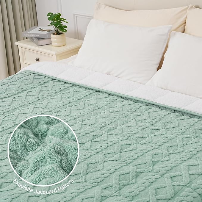 Wemore Weighted Blanket for Adults Twin Size 12 lbs, Dual Sided Soft Fuzzy - Image 5