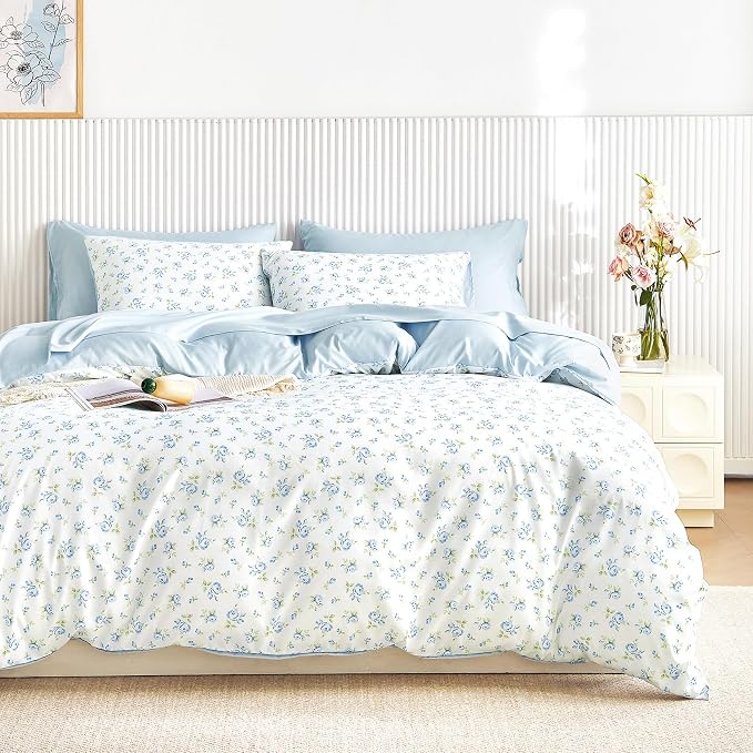 Wake In Cloud - Coquette Duvet Cover Set, Floral Cottagecore Flower Shabby Chic by WakeInCloud
