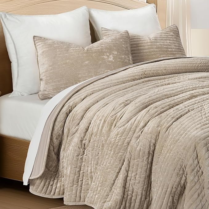 EVERGRACE Velvet Quilt Set King Size, Luxurious Soft Striped Channel Bedding Set - Image 4