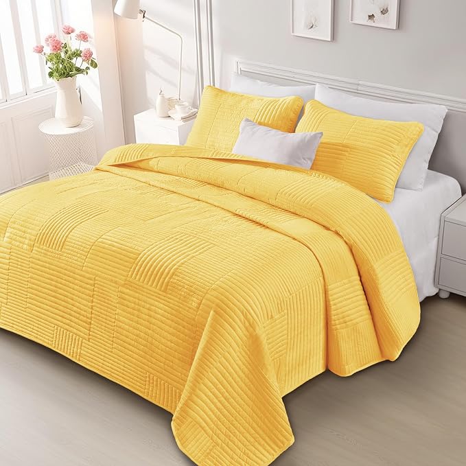 Whale Flotilla Ultra Soft Twin Quilt Bedding Set, Lightweight Microfiber Yellow - Image 8