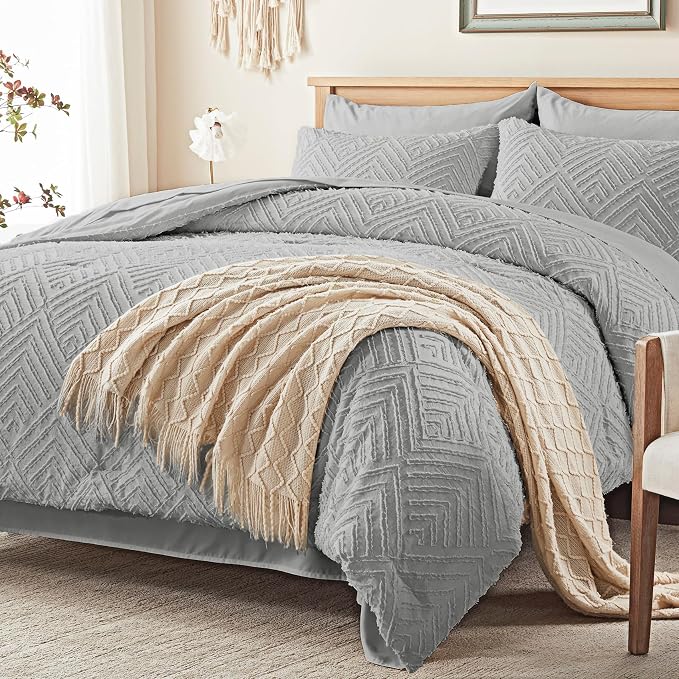 Zzlpp Queen Comforter Set 7 Pieces, Light Grey Tufted Bed in a Bag - Image 2