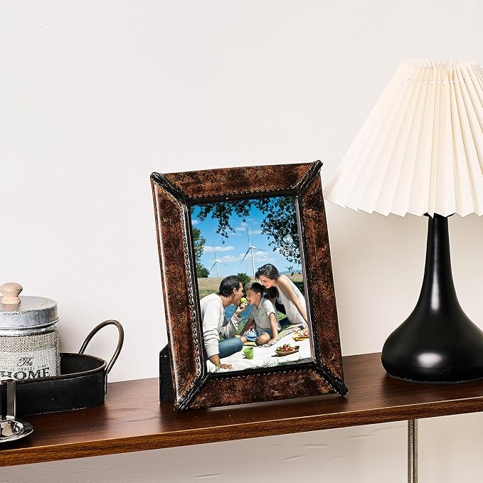 5x7 Retro Picture Frame, Vintage Leather Photo Frame, Hand-Crafted Resin Ornate - Image 2