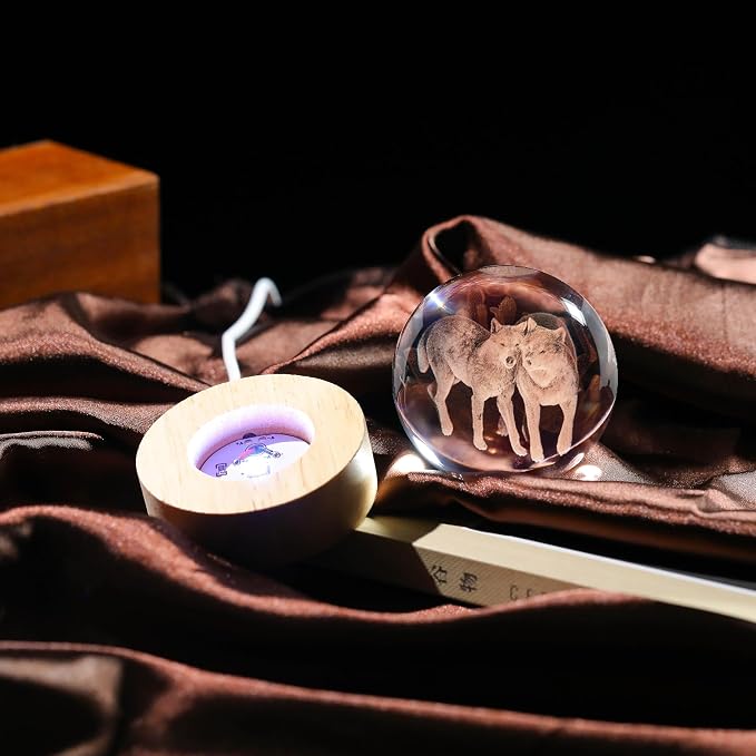 3D Wolf Crystal Ball 60mm - Image 2