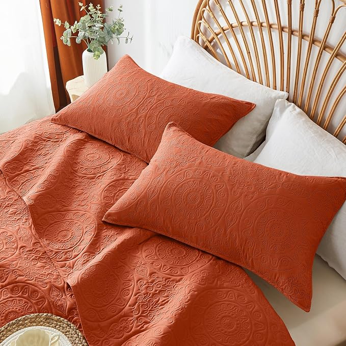 WURUIBO Burnt Orange Quilt Set Queen Size, Embossing Microfiber Full Bedspreads - Image 4